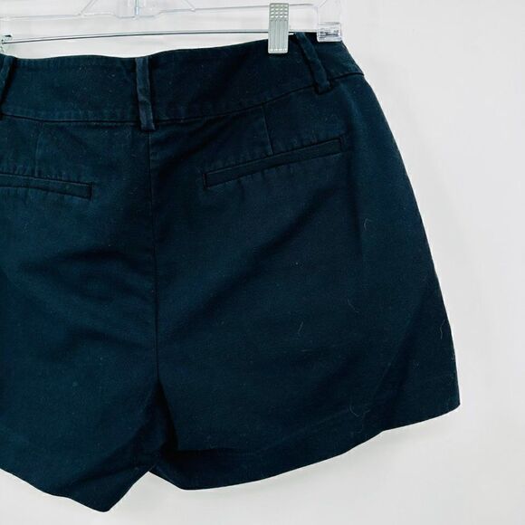 Ann Taylor Petite Size 10P Black Signature Mid Rise Shorts - Picture 6 of 7